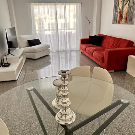 Charming 2 Bdr Free Parking & Wi-fi * Nicosia