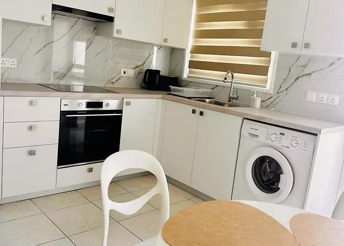 Lägenhet Charming 2 Bdr Free Parking & Wi-fi