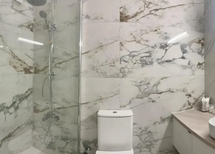 Lägenhet Charming 2 Bdr Free Parking & Wi-fi